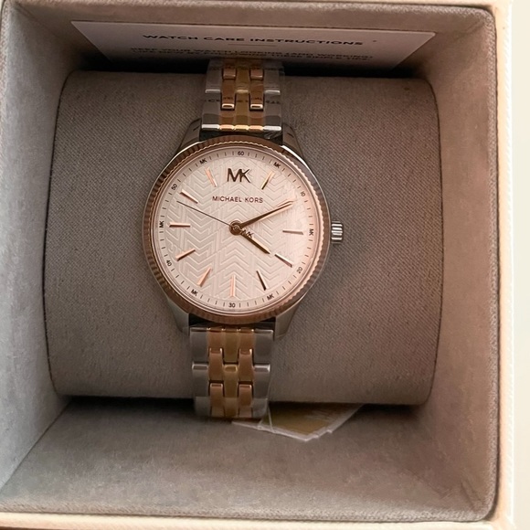 Authentic Michael Kors Watch. Mixed Metals. New with tags!